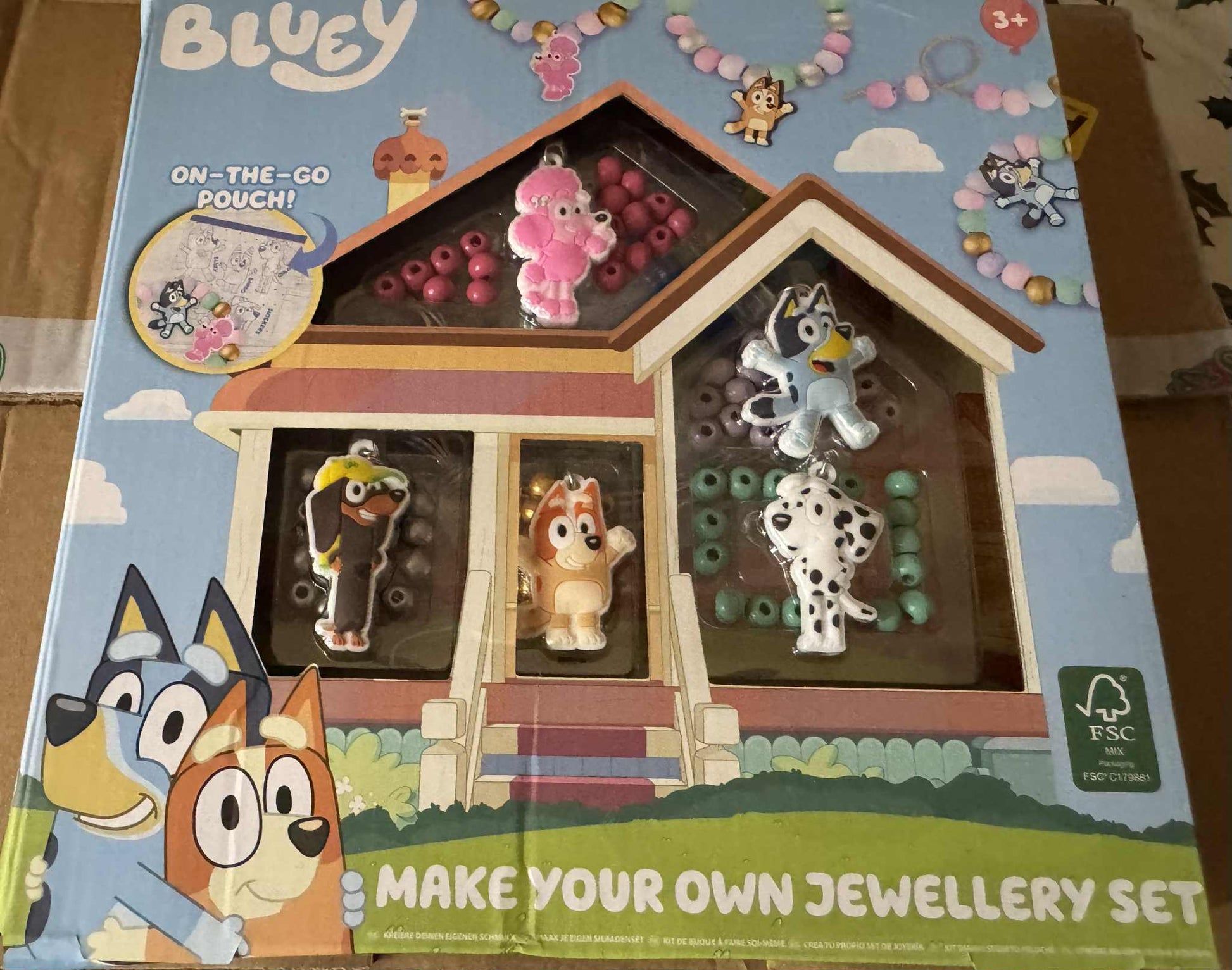 Bluey Make your own Jewellery set